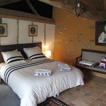 Le Logis Des Tourelles Bed & Breakfast Beaupréau Rom bilde